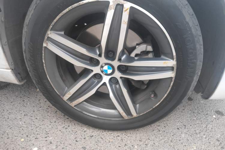 Used BMW 2 Series Active Tourer 2016 218i Sports Design Package Right Front Wheel Hub