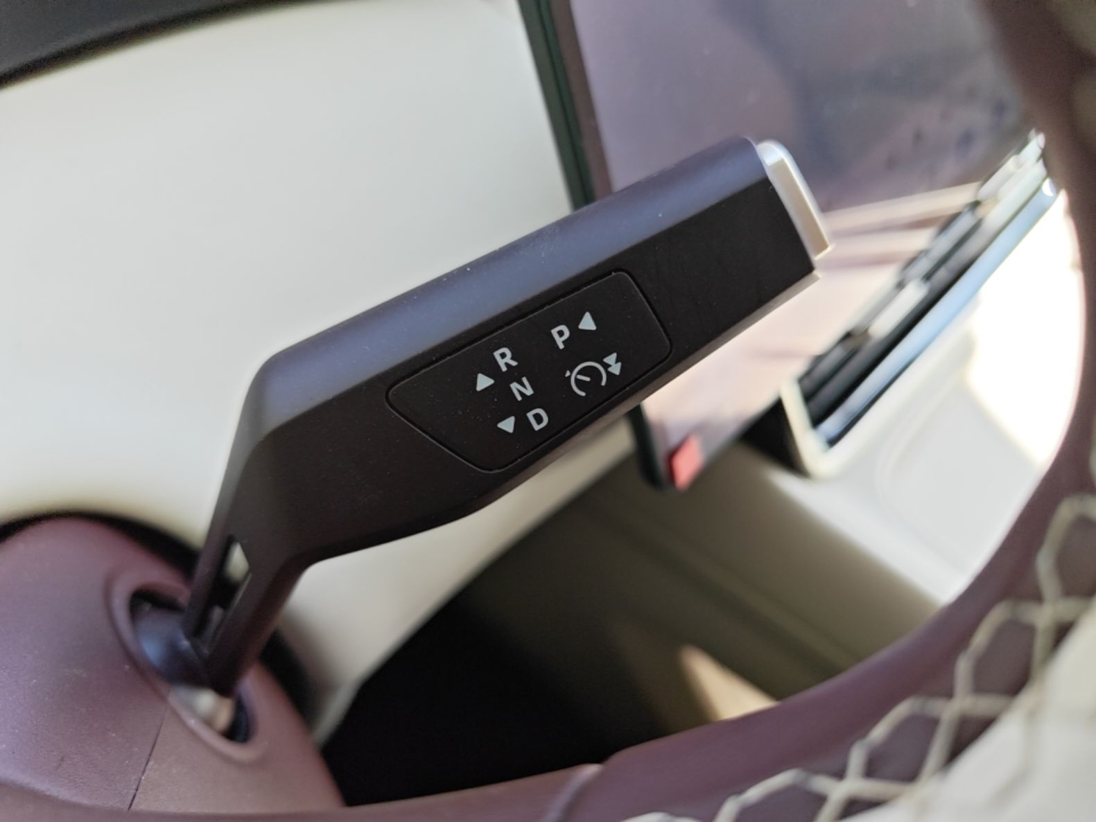 Dongfeng Aeolus L8 2025 Model 185KM Dream Edition — снимка 16