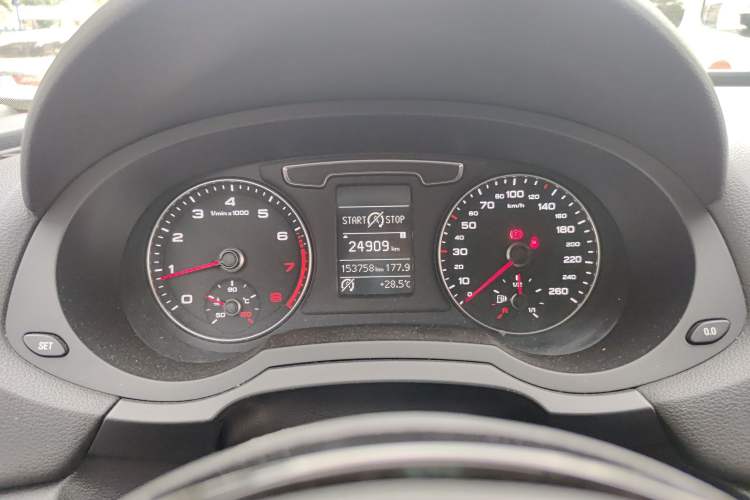 Used Audi Q3 2017 30 TFSI Fashion Model Instrument Cluster