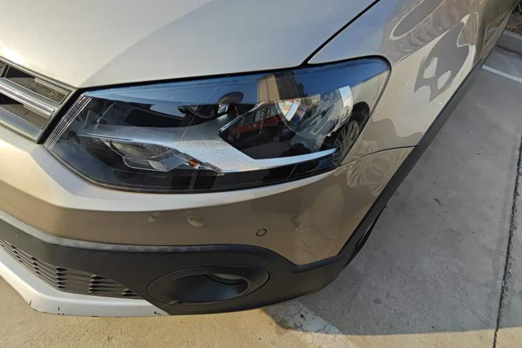 Used Volkswagen Polo 2014 1.6L Cross Polo Automatic