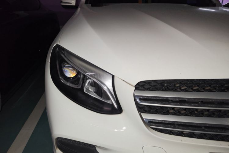 Used Mercedes-Benz GLC 2018 Facelift GLC 260 4MATIC Luxury Edition
