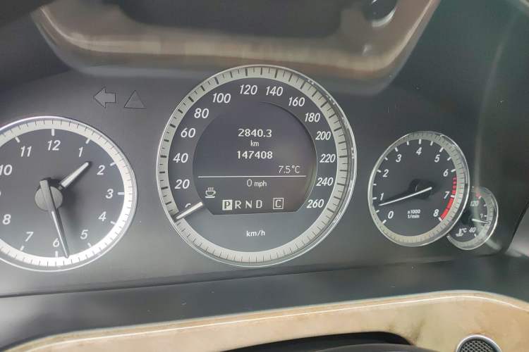 Used Mercedes-Benz E-Class 2010 E 200 CGI Elegant Model