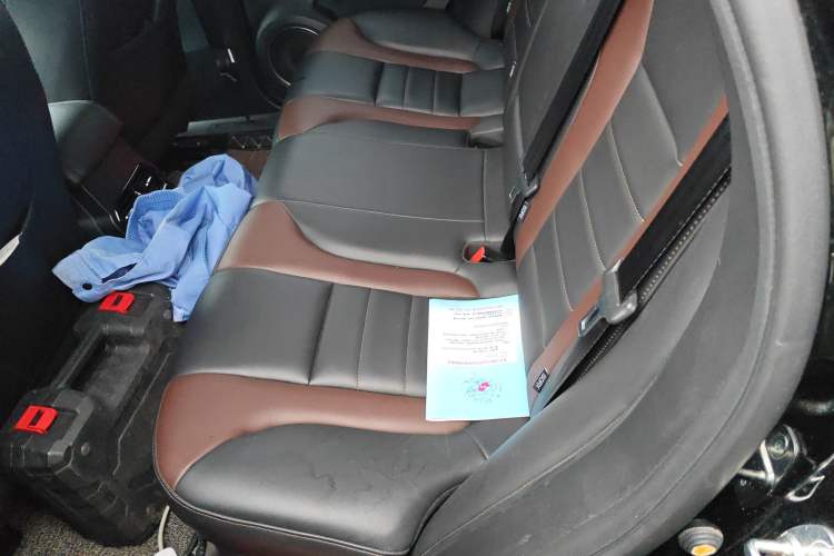 Used Wey VV5 2021 1.5T Two-Wheel Drive Smart Pioneer Left Rear Seat