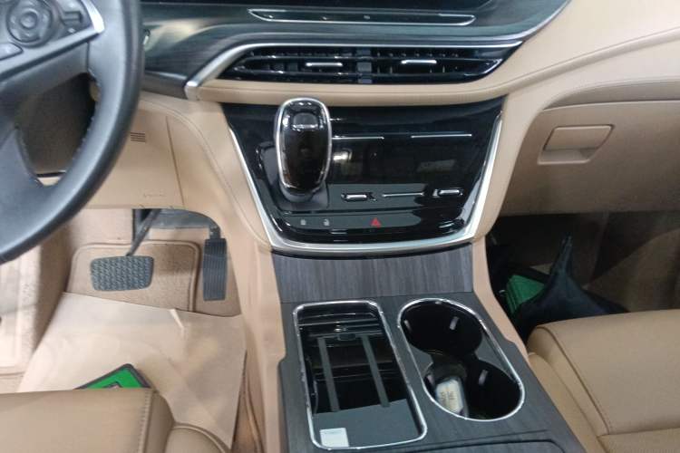 Used Buick GL8 2020 ES Land Cruiser 653T Flagship Model Gear Lever