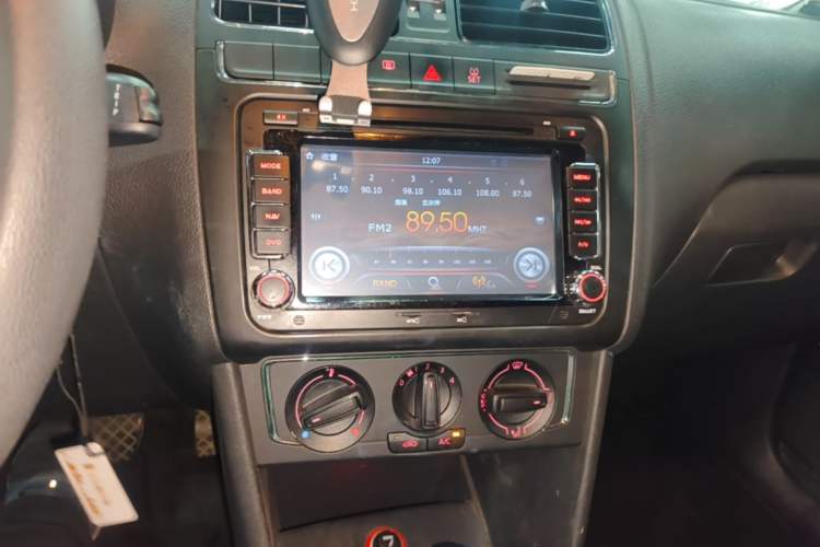 Used Volkswagen Polo 2014 1.4L Automatic Comfort Edition