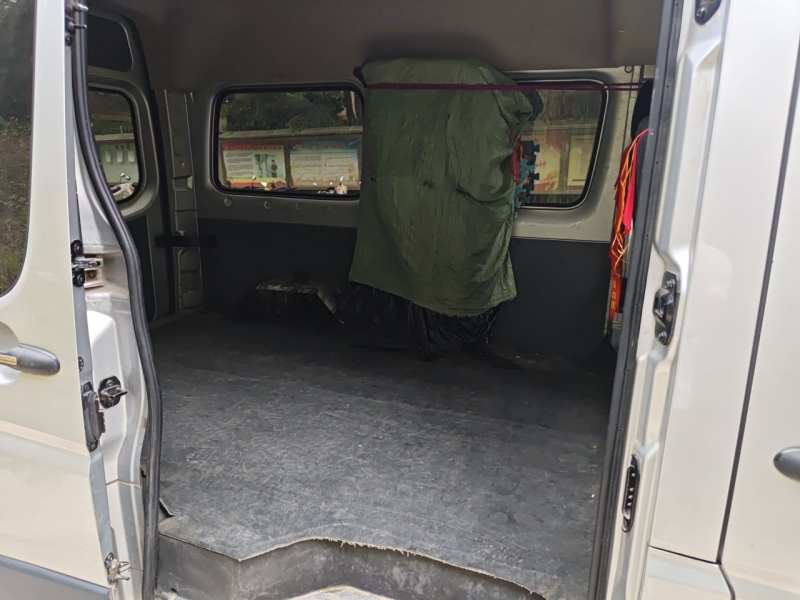 Used Foton Toano 2023 Urban Edition Multi-Function 2.0T Manual Short Wheelbase Mid-Roof Rear Single Tire – Available in 5/6/9-Seater Configurations — 21