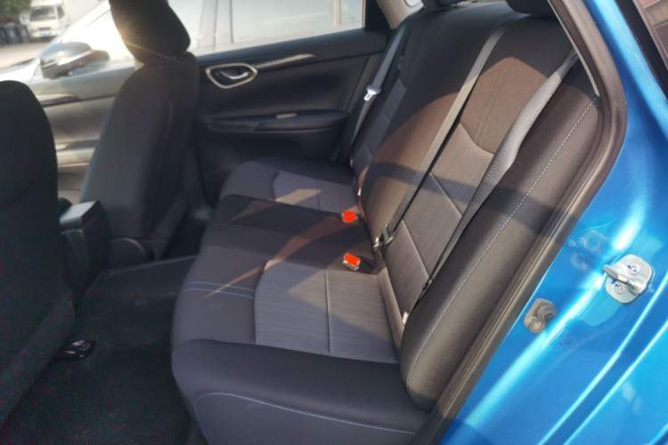 Used Nissan Sylphy EV 2018 Smart Edition Custom Version Left Rear Seat