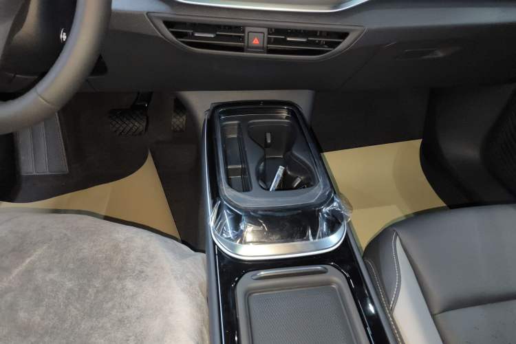 Used Volkswagen ID.4 CROZZ 2025 Pure Edition
