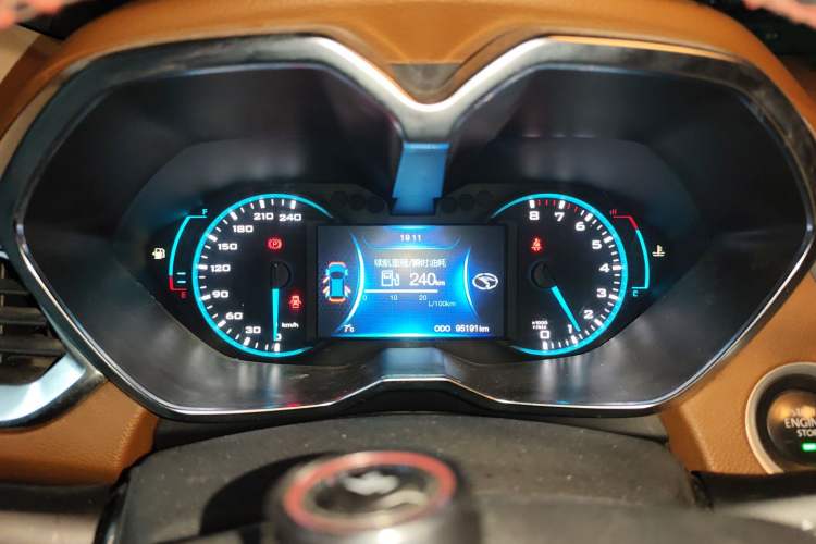 Used Soueast DX7 2016 1.5T Manual Triumph Edition