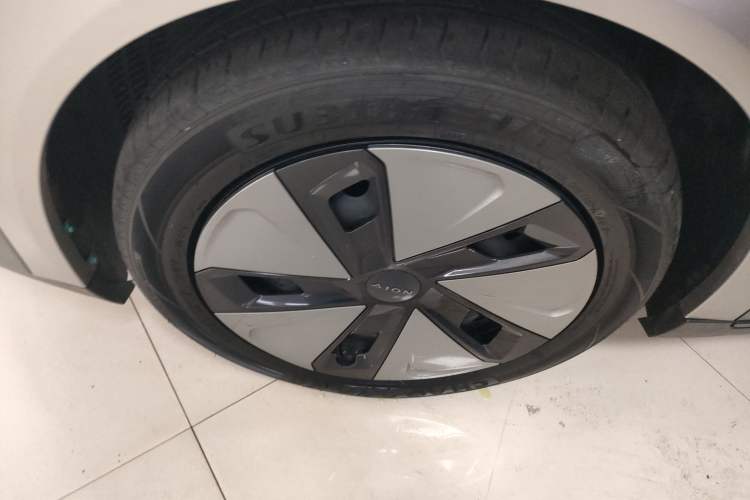 Used AION Y 2025 Plus 610 Smart Edition Exterior 4