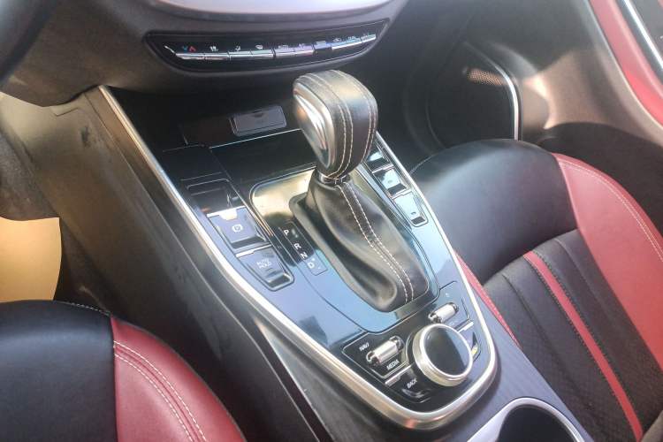 Used Soueast DX7 2018 Prime 1.5T Automatic Luxury Model China V Standard