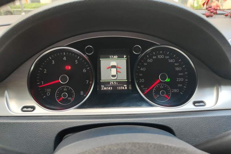 Used Volkswagen FAW-Volkswagen CC 2012 1.8TSI Luxury Model Instrument Cluster