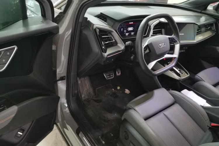 Used Audi Q4 e-tron 2024 40 e-tron Adventure Edition
