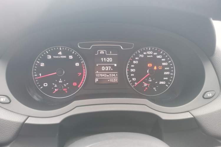 Used Audi Q3 2015 30 TFSI Comfort Model
