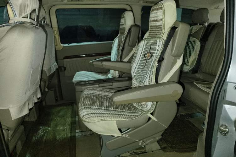 Used Mercedes-Benz Viano 2010 2.5L Prestige Edition