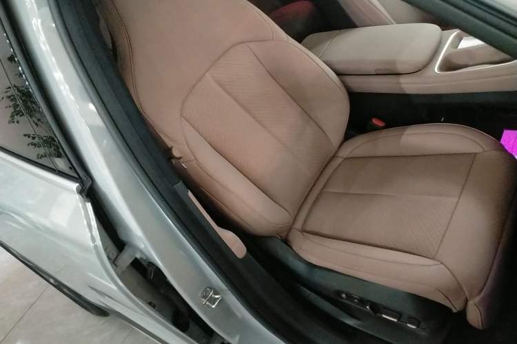 Used Nio EC6 2024 75 kWh