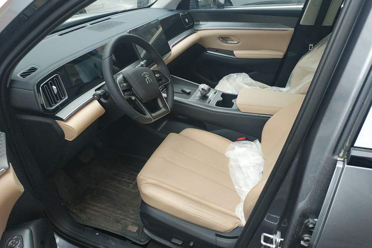 Used BYD Song Pro New Energy 2025 Second-Generation DM-i 115KM Overachiever Trim