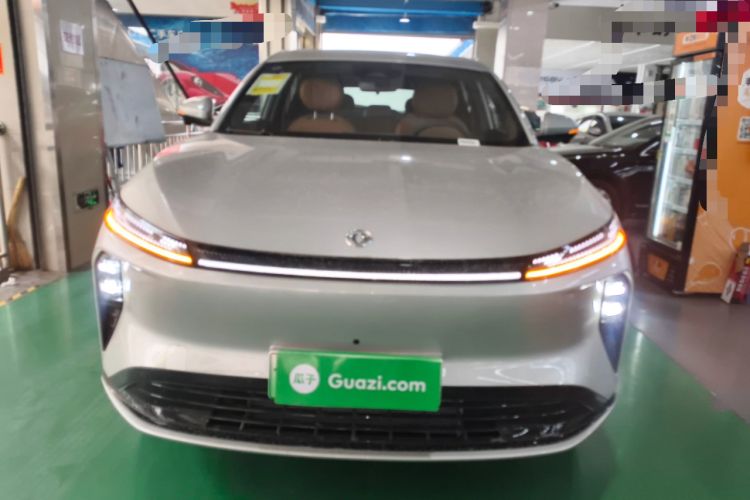 Used Dongfeng Aeolus L8 2025 Model 185KM Dream Edition Front