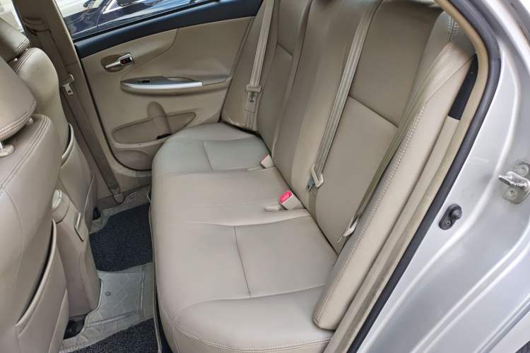 Used Toyota Corolla 2012 Luxurious Edition 1.6L Manual GL