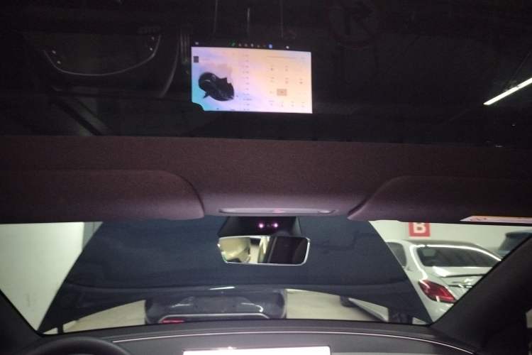 Used Tesla Model Y L 2025 Model Long-Range All-Wheel-Drive Version