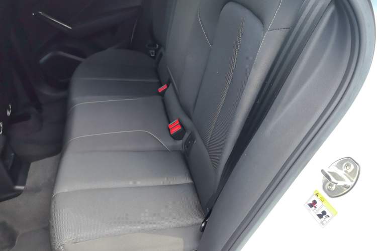 Used Audi Q2L 2018 35 TFSI Launch Exclusive Edition China V Left Rear Seat