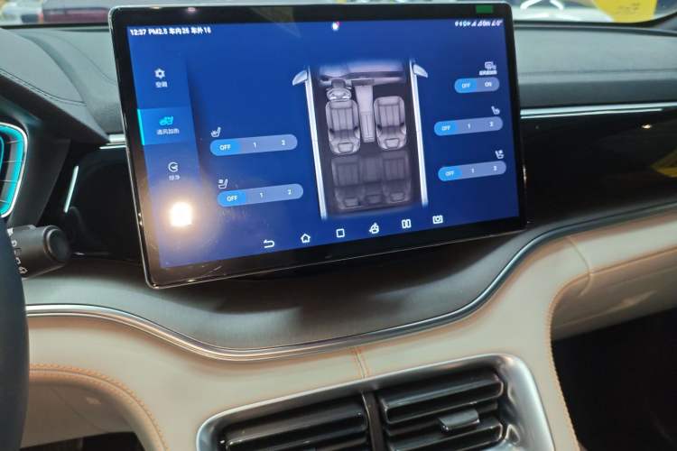 Used BYD Song PLUS New Energy 2021 EV Flagship Model Audio And AC Panel