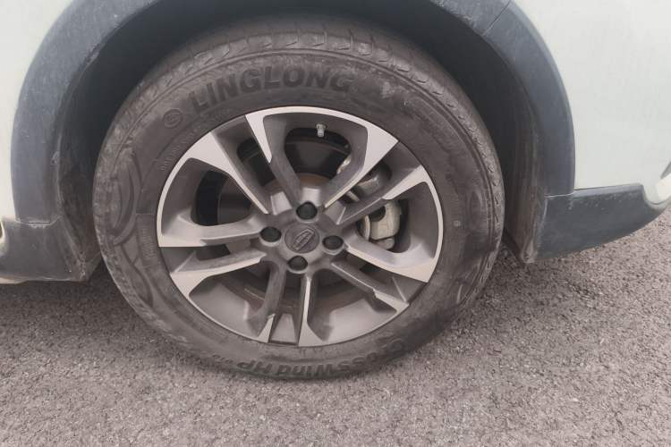 Used Geely Auto Vision X3 2019 Upgraded Model 1.5L CVT Elite Version