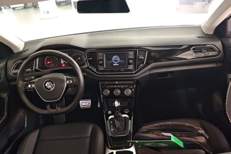 Used Volkswagen T-ROC 2019 280TSI DSG Two-Wheel Drive Comfort Version China V Emission Standard