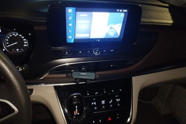 Used Buick GL8 2021 Land Cruiser Executive Class 652T Comfort Model