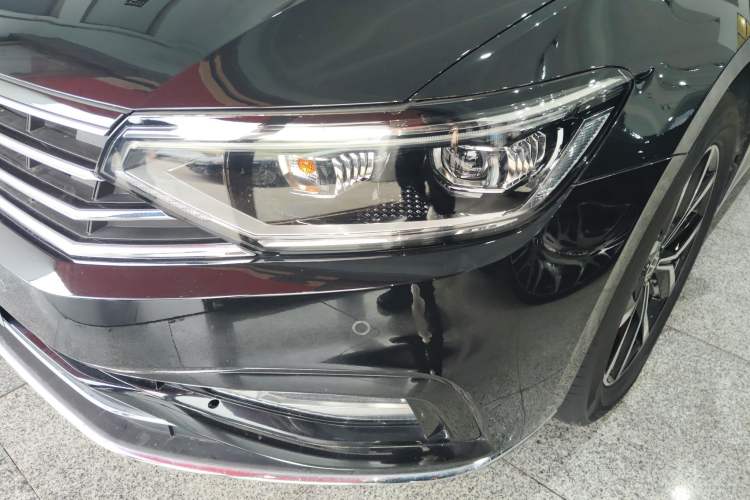 Used Volkswagen Magotan 2020 330TSI DSG Leading Model Left Front Headlight