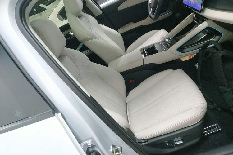 Used BYD Yuan UP 2024 401KM Beyond Edition
