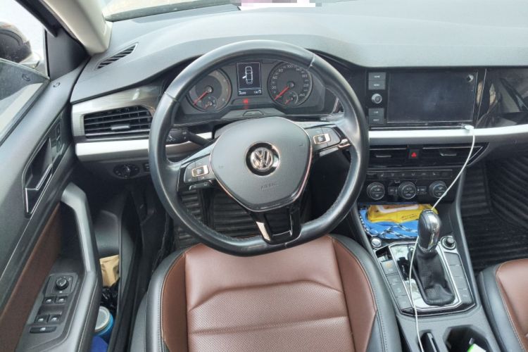 Used Volkswagen Lavida 2019 280TSI DSG Luxury Edition China VI Standard Steering Wheel