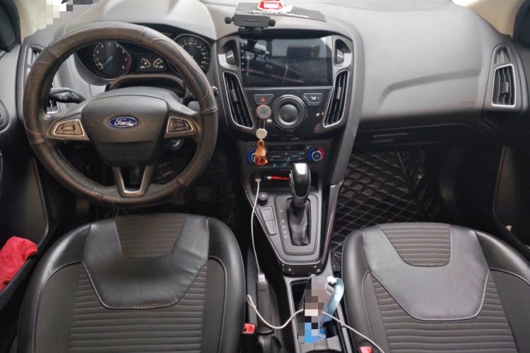 Used Ford Focus 2015 Hatchback EcoBoost 125 Automatic Supreme Style Edition