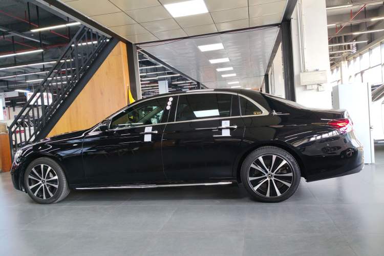 Used Mercedes-Benz E-Class New Energy 2023 E 350 e L Plug-in Hybrid Sports Sedan