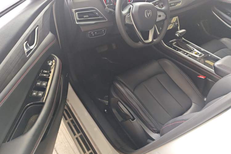 Used CHANGAN CS75 2021 Honor Million Edition 280T DCT Luxury Model Driver Seat