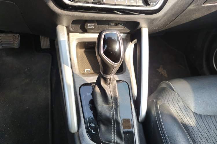 Used Geely Auto Vision X3 2017 1.5L Automatic Elite Model
