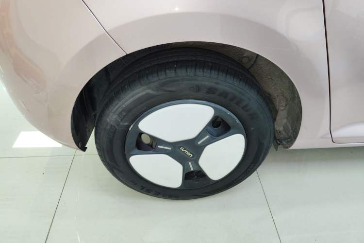 Used CHANGAN NEVO Lumin 2022 155 km – Refreshingly Sweet Edition Right Rear Wheel Hub