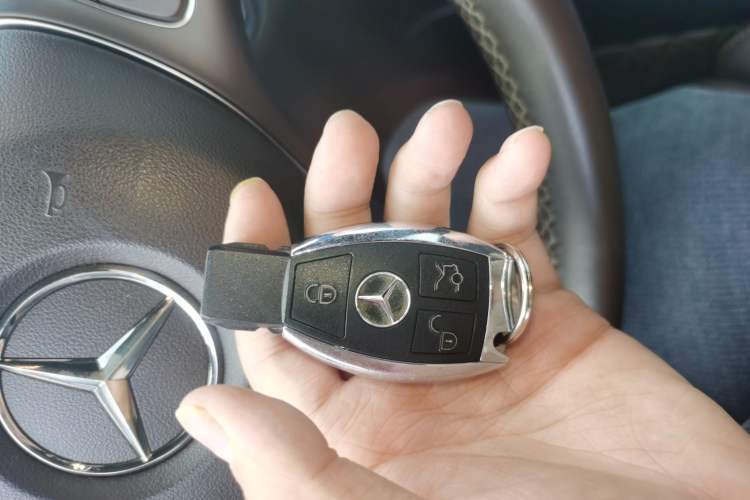 Used Mercedes-Benz GLC 2019 Facelift GLC 260 L 4MATIC Luxury Model