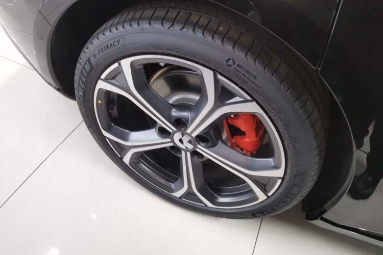 Used Nio ET5T 2025 100kWh Touring Right Rear Wheel Hub