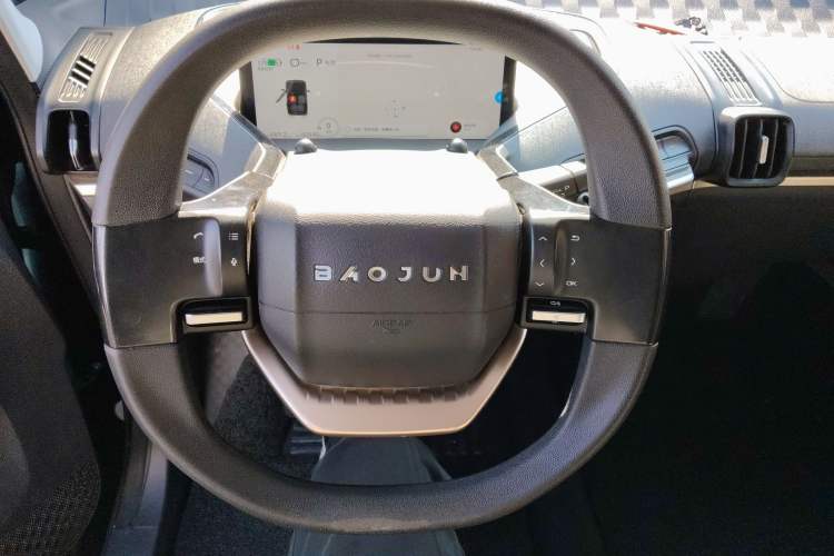 Used Baojun KiWi EV 2022 Designer Lite Edition Ternary Lithium Steering Wheel