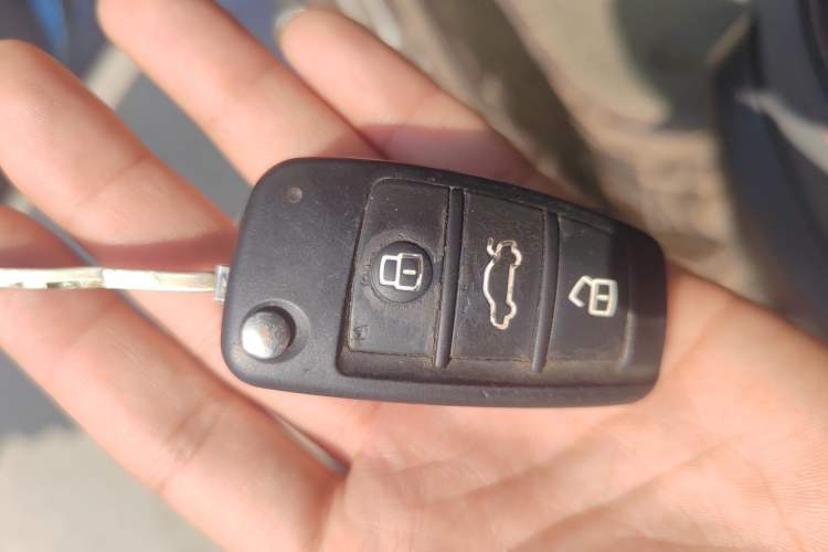 Used Chery Arrizo 5 2016 1.5L Manual Lingrui Edition
