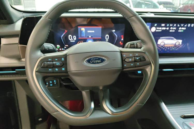 Used Ford Edge 2023 Ford Explorer L 2.0T EcoBoost Two-Wheel Drive 7-Seater Luxury Model
