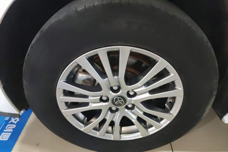 Used Toyota Sienna 2023 2.5L Hybrid Comfort Edition
