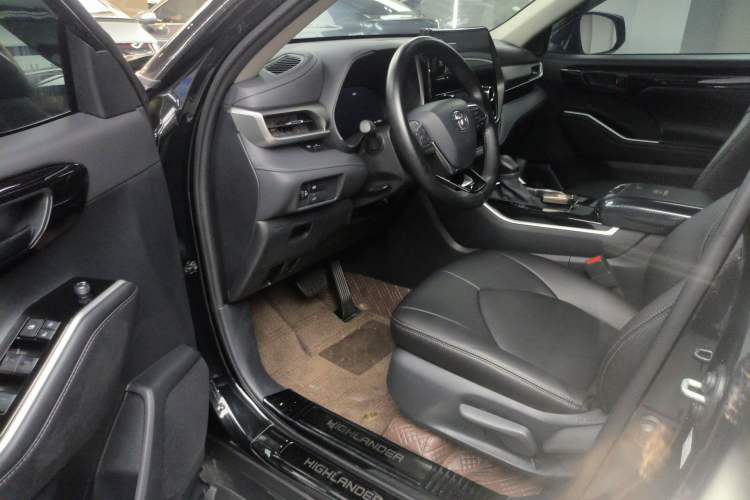 Used Toyota Highlander 2024 2.5L Smart Electric Hybrid Dual-Motor Two-Wheel-Drive Elite Edition 5 Seats Driver Seat