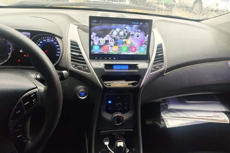 Used Hyundai Elantra (5th Generation / Langdong) 2013 1.6L Automatic Leading Model
