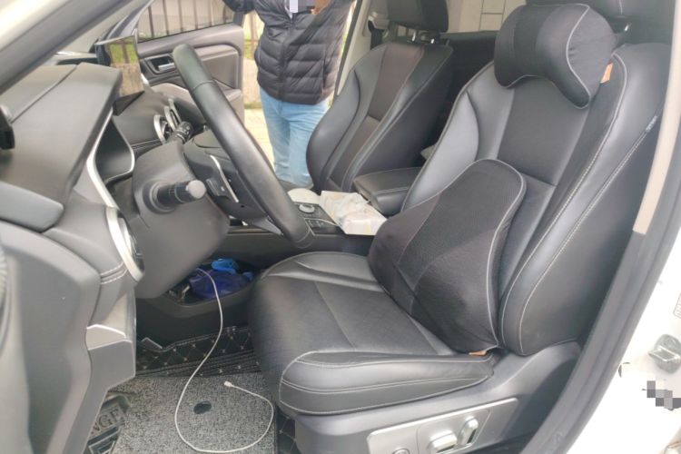 Used Wey VV6 2020 2.0T Two-Wheel Drive Smart Protection+