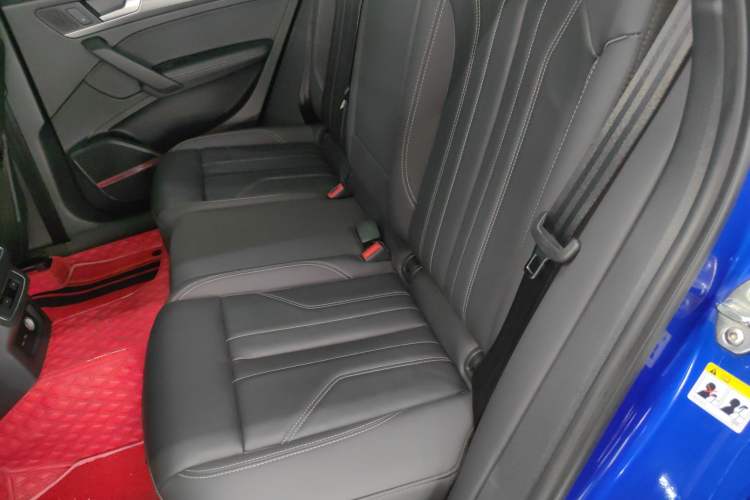 Used Audi Q5L 2021 45 TFSI Luxury Dynamic Edition Left Rear Seat