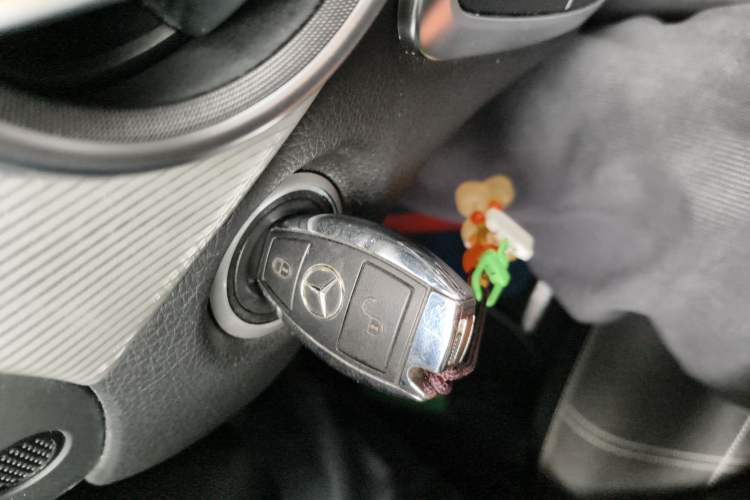 Used Mercedes-Benz GLA 2015 GLA 200 Fashion Model Vehicle Key