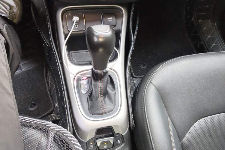 Used Jeep Compass 2017 200T Automatic Family Edition