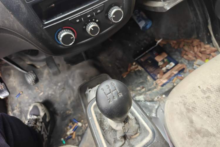 Used Wuling Rongguang 2014 1.2L S Base Model